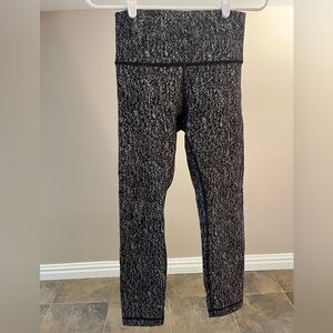 Lululemon Crop Leggings Size 6